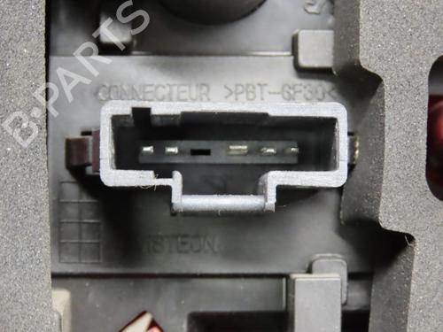 Used Right taillight PEUGEOT 206+ (2L_, 2M_) 1.4 HDi eco 70 (68 hp) 17782778