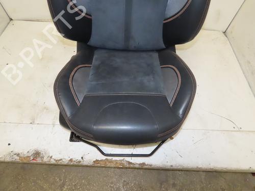 Right front seat PEUGEOT 2008 I (CU_) 1.2 THP 110 / PureTech 110 | BP32486667C16