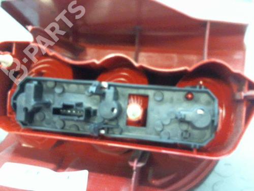 Right taillight PEUGEOT 1007 (KM_) 1.4 HDi | BP9376936C35 