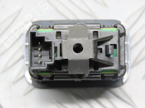 Used Switch MERCEDES-BENZ A-CLASS (W176) A 180 (176.042) (122 hp) 31030565