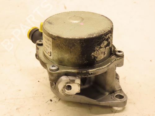 Used Vacuum pump DACIA SANDERO II 1.5 dCi (90 hp) 29757693