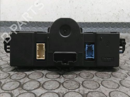 Used Climate control RENAULT CLIO III (BR0/1, CR0/1) 1.5 dCi (BR17, CR17) (86 hp) 17779471