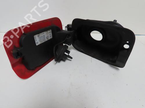 fuel-flap-seat-leon-st-5f8-2012-2013-2014-2015-2016-2017-2018-2019-2020-32200298 main image