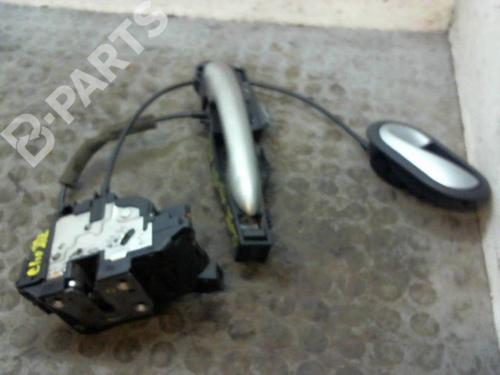 Venstre bak lås RENAULT CLIO III (BR0/1, CR0/1) 1.5 dCi (BR17, CR17) (86 hp) 9381534
