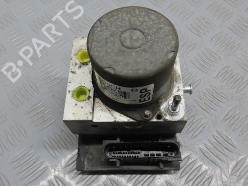 Used ABS pump LANCIA MUSA (350_) 1.3 D Multijet (350.AXG11, 350.AXG1A) (90 hp) 17778379