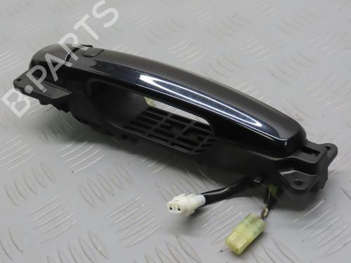 Maniglia esterna anteriore destra SUZUKI SWIFT IV (FZ, NZ) 1.2 (AZH412, ZC72S) (94 hp) 31302256