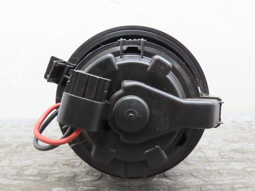 Heater blower motor PEUGEOT 208 I (CA_, CC_) 1.6 HDi / BlueHDi 75 | BP17777134M62