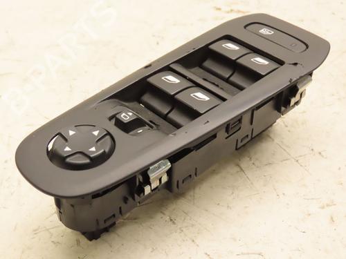 Left front window switch PEUGEOT 308 II (LB_, LP_, LW_, LH_, L3_) 1.2 THP 130 | BP29902242I27 