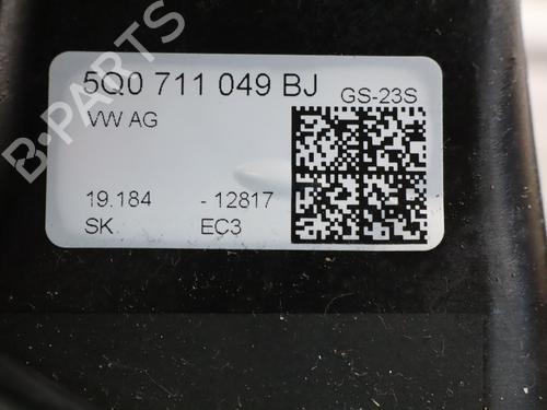 Gear lever SEAT LEON ST (5F8) 1.0 TSI | BP33031571M90 - Image 2