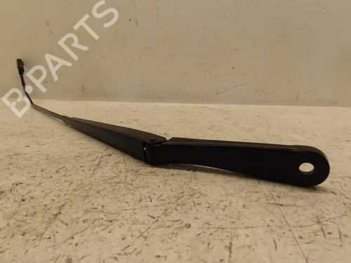 Used Front windshield wiper arm FORD PUMA (J2K, CF7) 1.0 EcoBoost mHEV (125 hp) 29046060