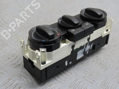Commande Chauffage VW POLO (9N_, 9A_) 1.4 16V (75 hp) 26442381