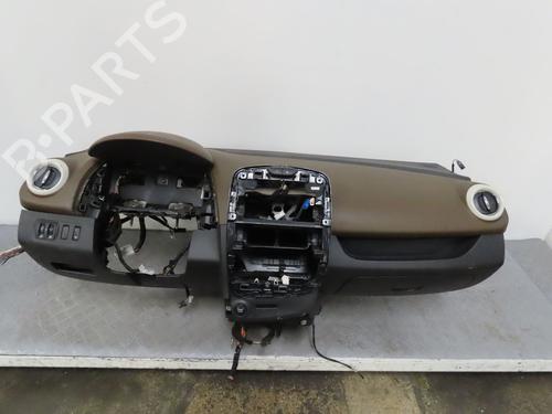 Dashboard RENAULT CLIO IV (BH_) 0.9 TCe 90 (BHNF, BHMA, BHMH, BHJK, BHJR) (90 hp) 17779791