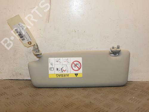 Used Right sun visor Right sun visor 37226402 37226402