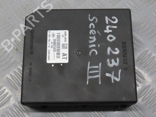 Fuse box RENAULT SCÉNIC III (JZ0/1_) 1.9 dCi (JZ0J, JZ1J, JZ1K, JZ1S) | BP17776560E1