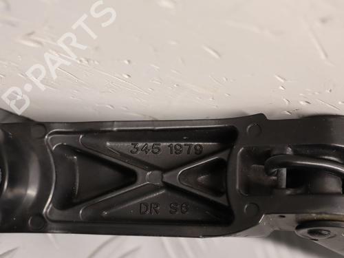 Used Front windshield wiper arm TOYOTA AURIS (_E15_) 2.0 D-4D (ADE150_, ADE150R) (126 hp) 33031645