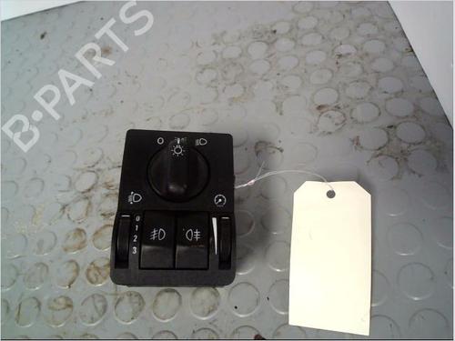 Used Headlight switch OPEL ASTRA G Hatchback (T98) 1.6 16V (F08, F48) (101 hp) 10075831