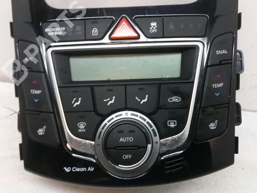 Used Climate control HYUNDAI i30 (GD) 1.6 CRDi (110 hp) 9386347