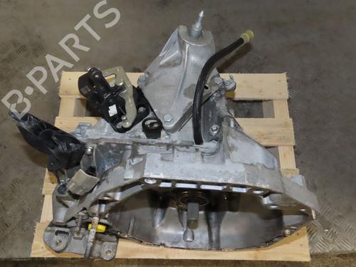 Used Gearbox RENAULT TWINGO II (CN0_) 1.5 dCi 90 (86 hp) 27488138