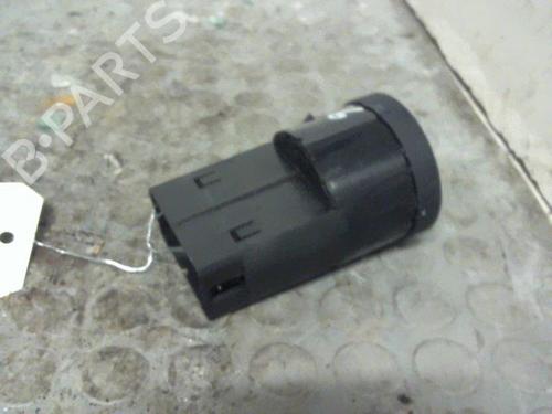 Forlygtekontakt AUDI A4 B7 Avant (8ED) 2.0 TDI 16V (140 hp) 9379145