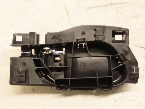 Used Front left interior door handle PEUGEOT 2008 I (CU_) 1.6 BlueHDi 120 (120 hp) 29577588