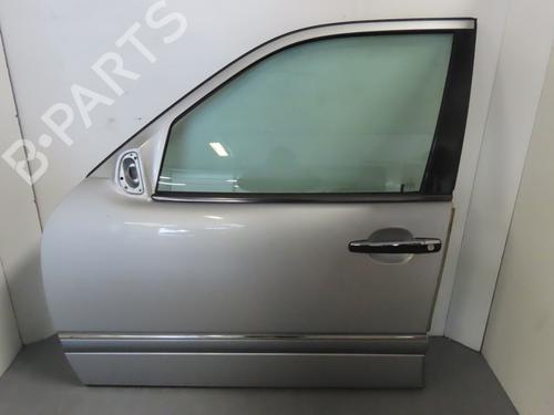 Used Left front door MERCEDES-BENZ E-CLASS (W210) E 320 (210.065) (224 hp) 17781008