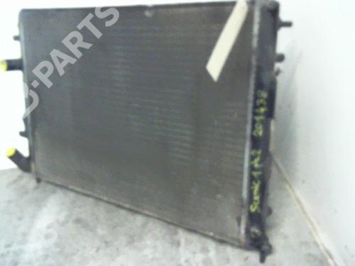 Used Water radiator RENAULT SCÉNIC I MPV (JA0/1_, FA0_) 1.9 dCi (JA05, JA1F) (102 hp) 9382316