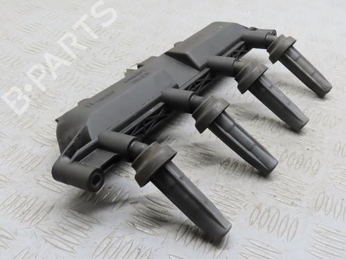 Used Ignition coil PEUGEOT 206 Hatchback (2A/C) 1.4 i (75 hp) 25480128