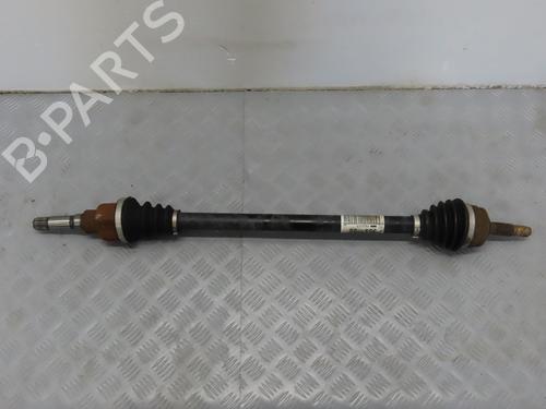 Used Right front driveshaft PEUGEOT 208 I (CA_, CC_) 1.2 PureTech 82 (82 hp) 17777305