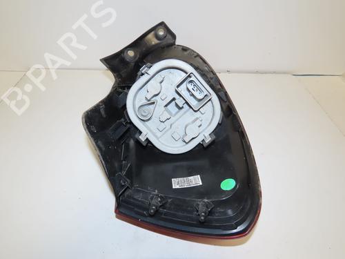 Feu arrière droit FIAT BRAVO II (198_) 1.4 (198AXA1B) (90 hp) 32223750