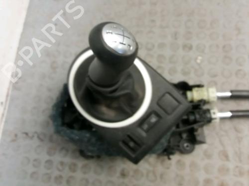 Selector da caixa manual RENAULT TWINGO III (BCM_, BCA_) 1.0 SCe 70 (71 hp) 9385136