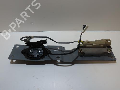 tailgate-lock-nissan-350z-coupe-z33-2002-2003-2004-2005-2006-2007-2008-2009-31843687 main image