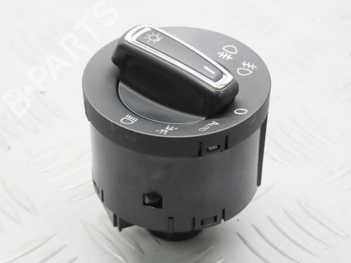 Comutador luzes SEAT LEON (5F1) 2.0 TDI (150 hp) 31030546