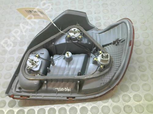Venstre baglygte TOYOTA YARIS (_P1_) 1.4 D-4D (NLP10_, NLP10R) (75 hp) 9375531