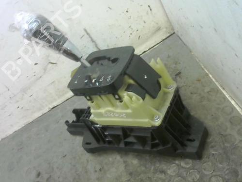 Used Gear lever MERCEDES-BENZ A-CLASS (W169) A 200 CDI (169.008, 169.308) (140 hp) 9377745