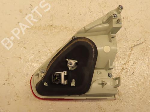 left-tailgate-light-peugeot-2008-i-cu_-2013-27992668 main image