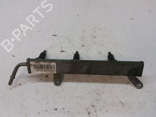 Used Injection rail RENAULT TWINGO III (BCM_, BCA_) 1.0 SCe 70 (BCMB) (69 hp) 9386039