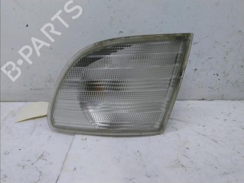 Blinklys fortil venstre MERCEDES-BENZ V-CLASS (638/2) V 280 (638.244, 638.294) (174 hp) 17782272