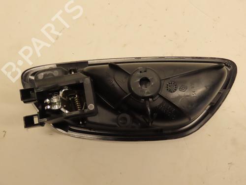 rear-right-interior-door-handle-renault-megane-iv-hatchback-b9amn_-2015-29380276 main image
