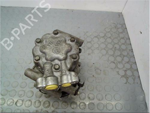 Used AC compressor RENAULT CLIO II (BB_, CB_) 1.5 dCi (B/C2J) (68 hp) 10225505