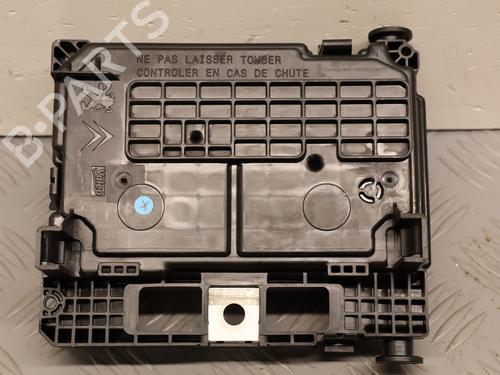 fuse-box-citroen-c3-ii-sc_-2009-32767828 main image