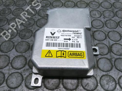 Airbag module RENAULT TWINGO II (CN0_) 1.2 16V (CN04, CN0B) (75 hp) 17779876