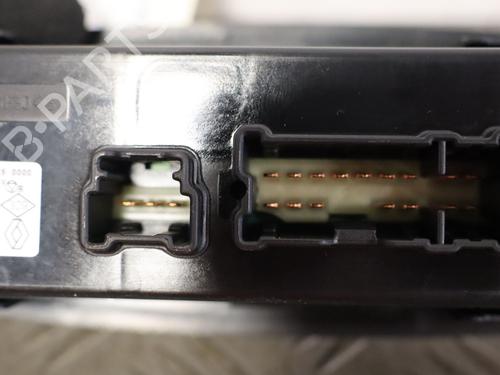 Used Left front window switch Left front window switch RENAULT KADJAR (HA_, HL_) 1.6 dCi 130 (HLA4) (130 hp) 40111192 40111192