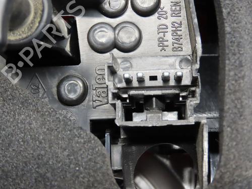 right-taillight-renault-laguna-ii-bg01_-20-16v-bg00-bg0k-bg0p-bg0w-8200262668-2001-2002-2003-2004-2005-2006-2007-18076758 main image