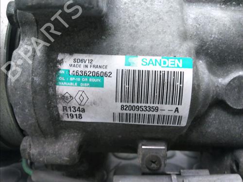 Used AC compressor AC compressor RENAULT CLIO III (BR0/1, CR0/1) 1.5 dCi (BR17, CR17) (86 hp) 17776946 17776946