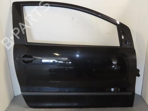 Used Right front door VW FOX Hatchback (5Z1, 5Z3, 5Z4) 1.4 TDI (70 hp) 21008496