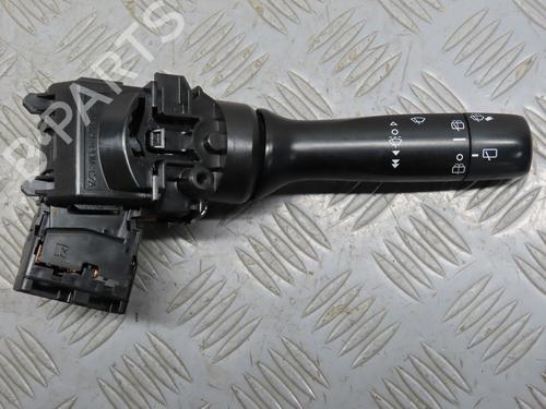 Used Steering column stalk TOYOTA YARIS (_P13_) 1.4 D (NLP130_, NLP130) (90 hp) 19639282