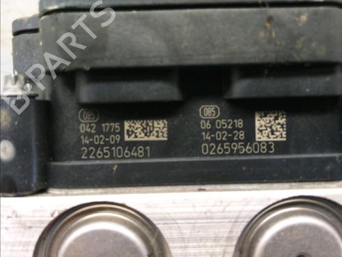 Used ABS pump ABS pump PEUGEOT 308 SW II (LC_, LJ_, LR_, LX_, L4_) 1.6 HDi / BlueHDi 115 (LCBHXM, LCBHXT) (115 hp) 17778401 17778401