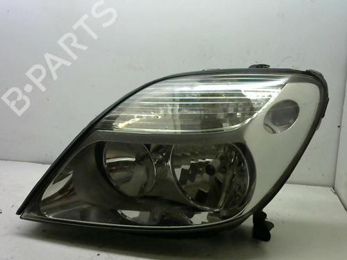 Used Left headlight RENAULT SCÉNIC I MPV (JA0/1_, FA0_) 1.9 dCi (JA05, JA1F) (102 hp) 9374601