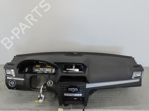 Used Dashboard MERCEDES-BENZ E-CLASS Coupe (C207) E 220 CDI / d (207.302, 207.301) (170 hp) 17779790