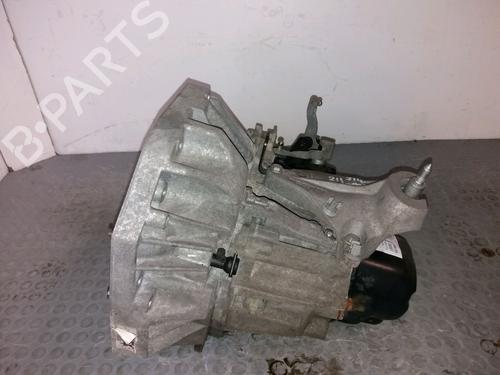 Used Gearbox RENAULT TWINGO II (CN0_) 1.5 dCi (CN0E) (64 hp) 9669056